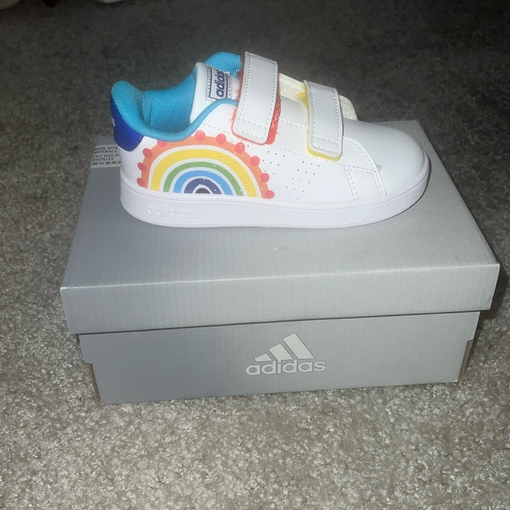 Adidas Brand New Size 8 Toddler